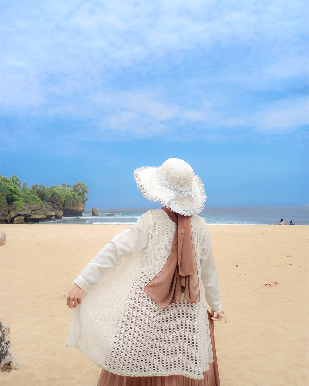 Objek Wisata di Pantai Ungapan Objek Wisata di Pantai Ungapan